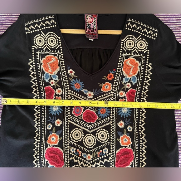 Johnny Was Tunic - Picture 6 of 11